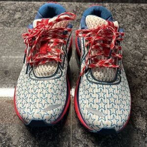 Brooks Women’s Star Pattern Athletic Shoes - Red, White and Blue!